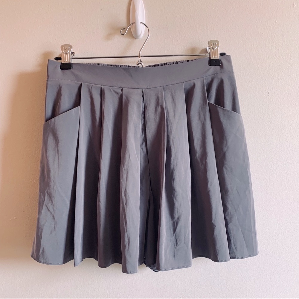 BCBGeneration Cute Skort